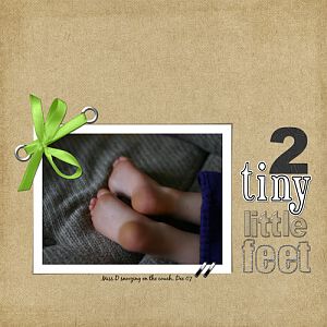 2 tiny little feet